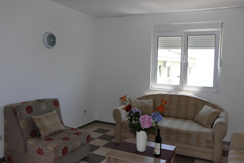 Guest House Ugljevarevic 布德瓦 外观 照片