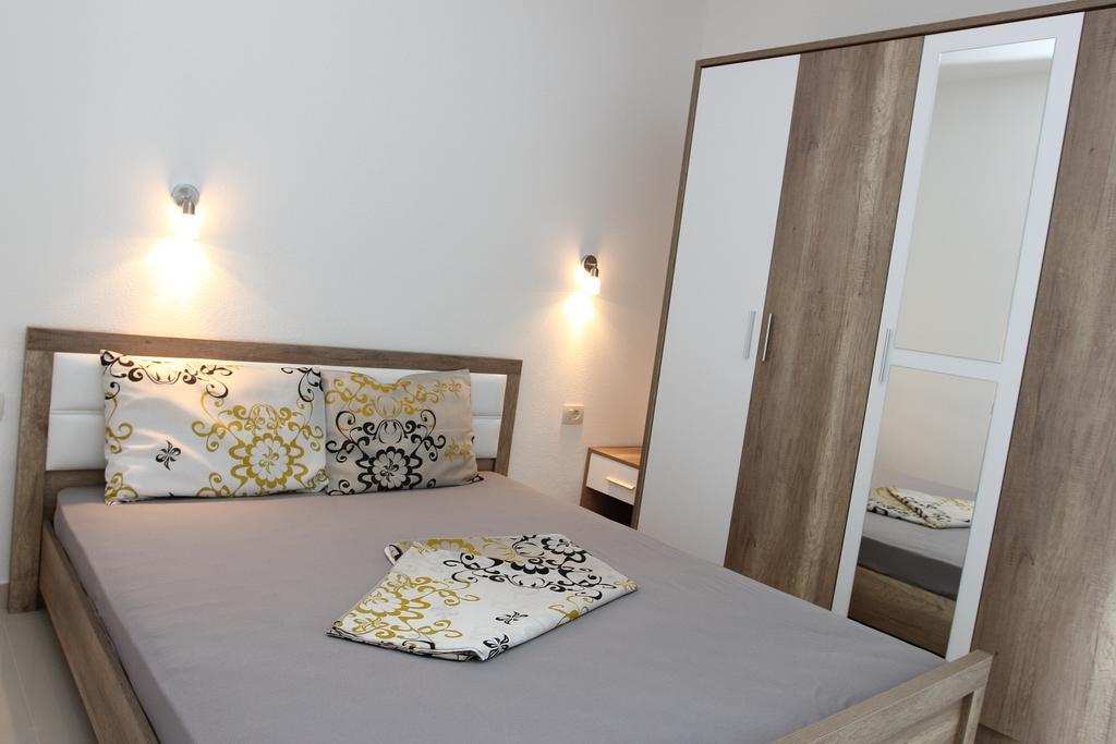 Guest House Ugljevarevic 布德瓦 外观 照片