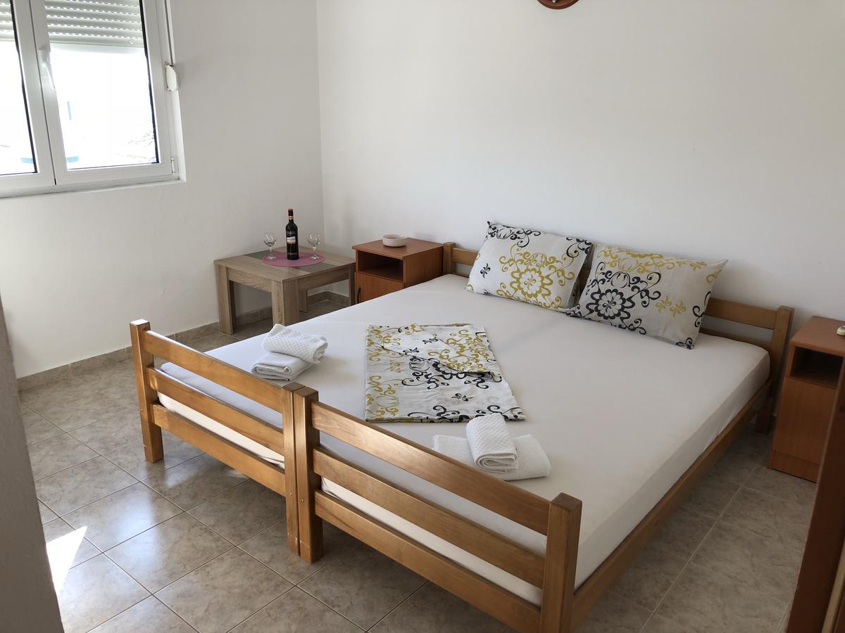Guest House Ugljevarevic 布德瓦 外观 照片
